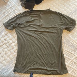 Mens pistol lake size large minimalist short sleeve henley